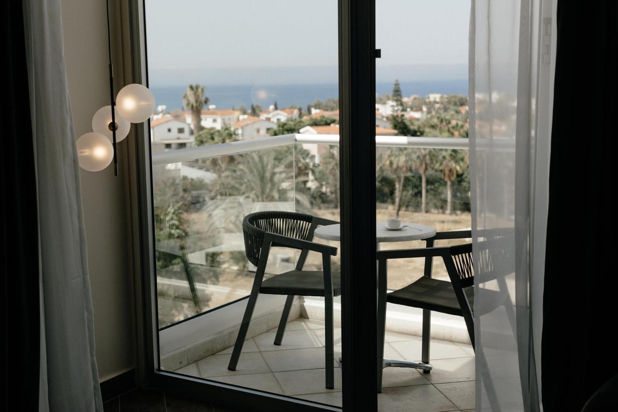 Cali Resort & Spa Designed For Adults By Louis Hotels Péja Eksteriør bilde